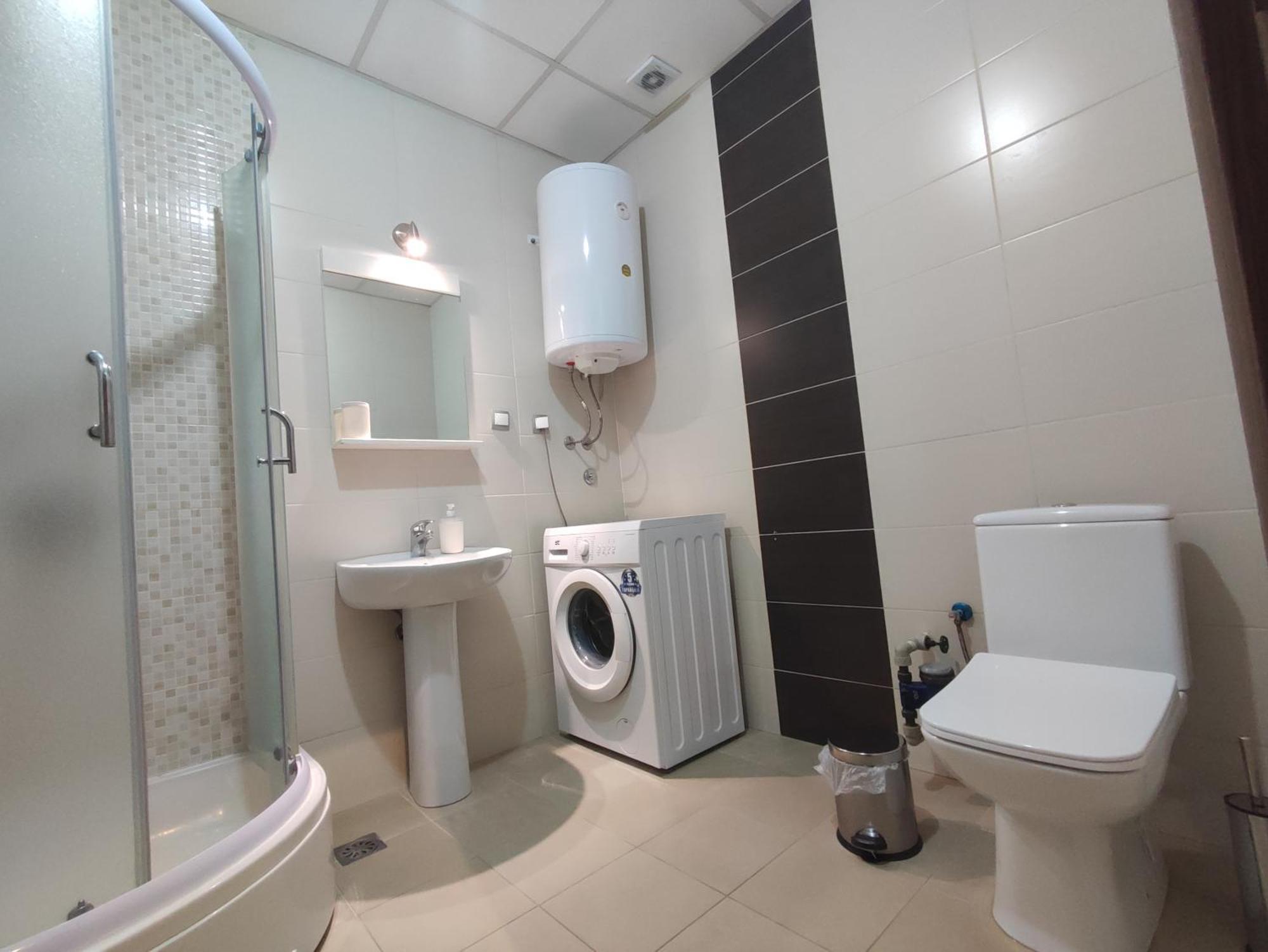 Luxury - With Balcony 12 And 12a *