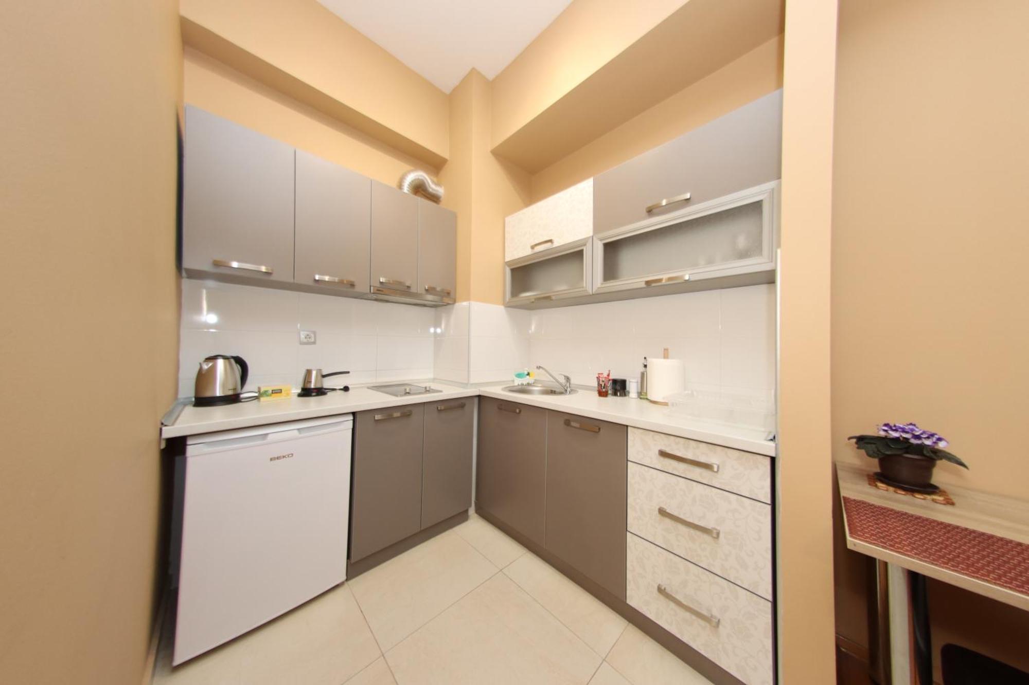 Luxury - With Balcony 12 And 12a Apartment *