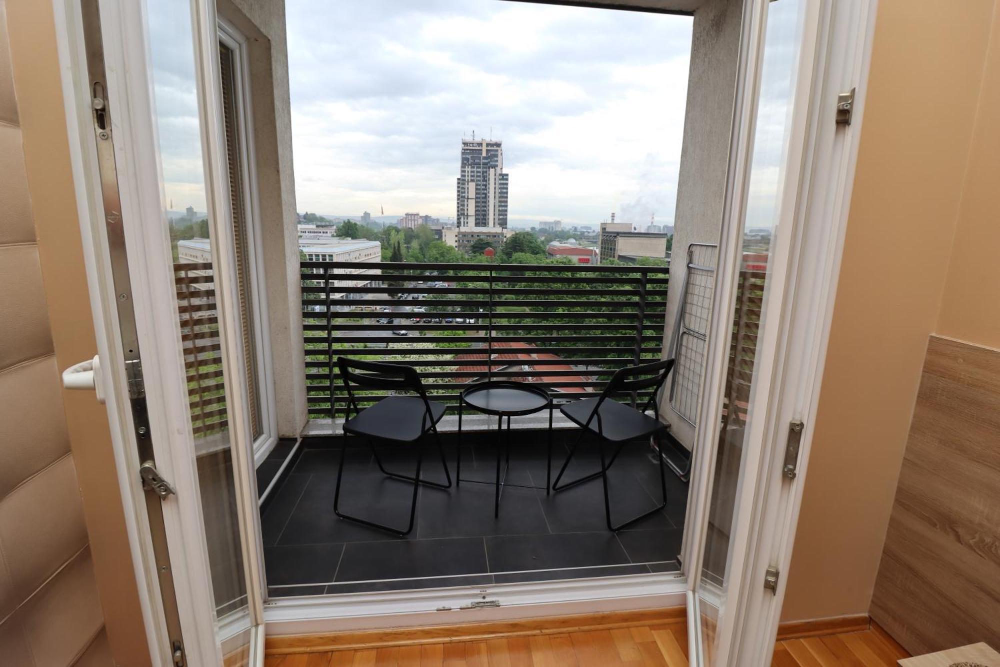 Apartment Luxury - With Balcony 12 And 12a *